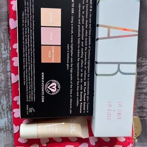 Make up bundle